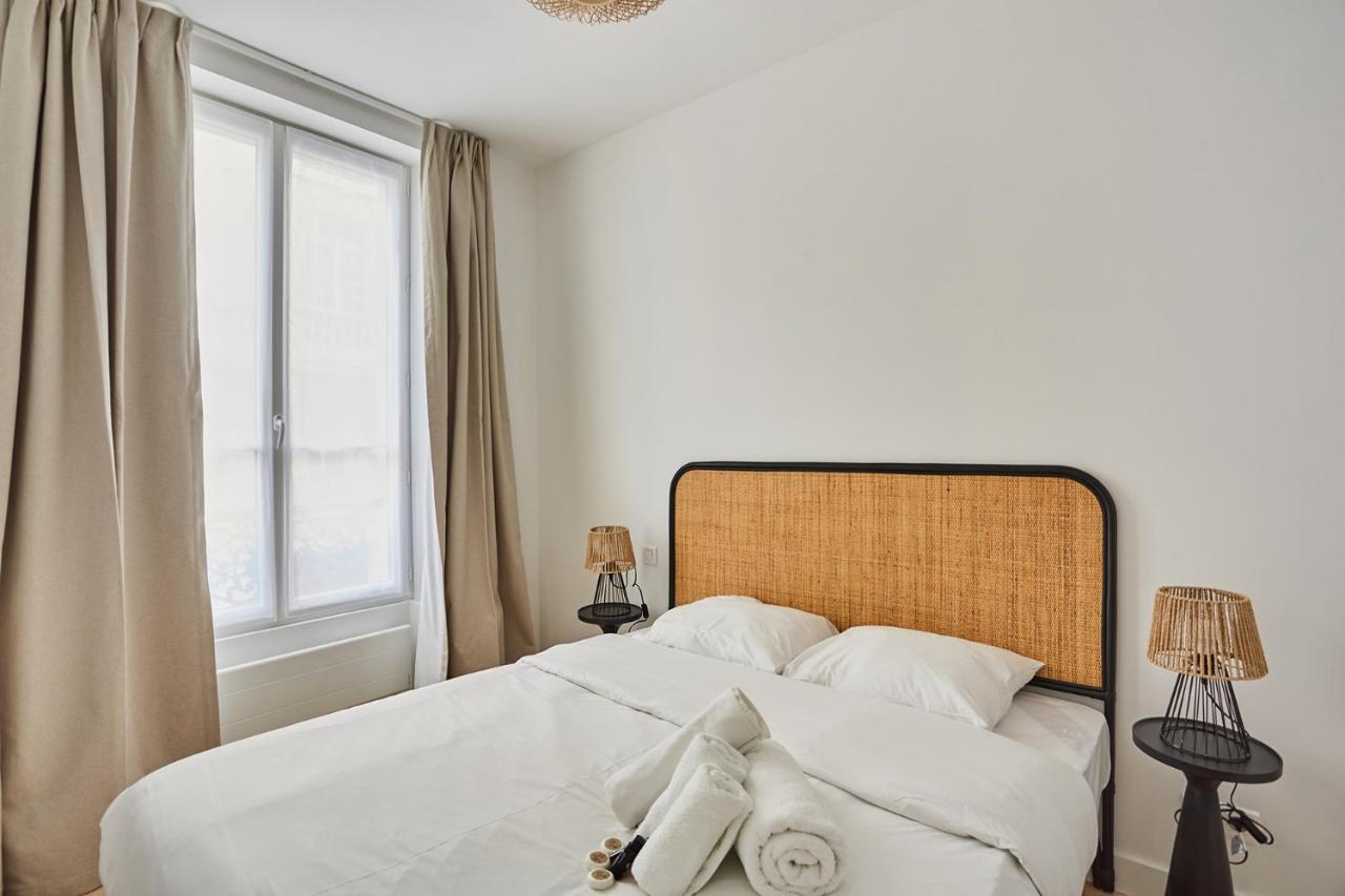 Apartment Center Of Paris By Studio Prestige Bagian luar foto